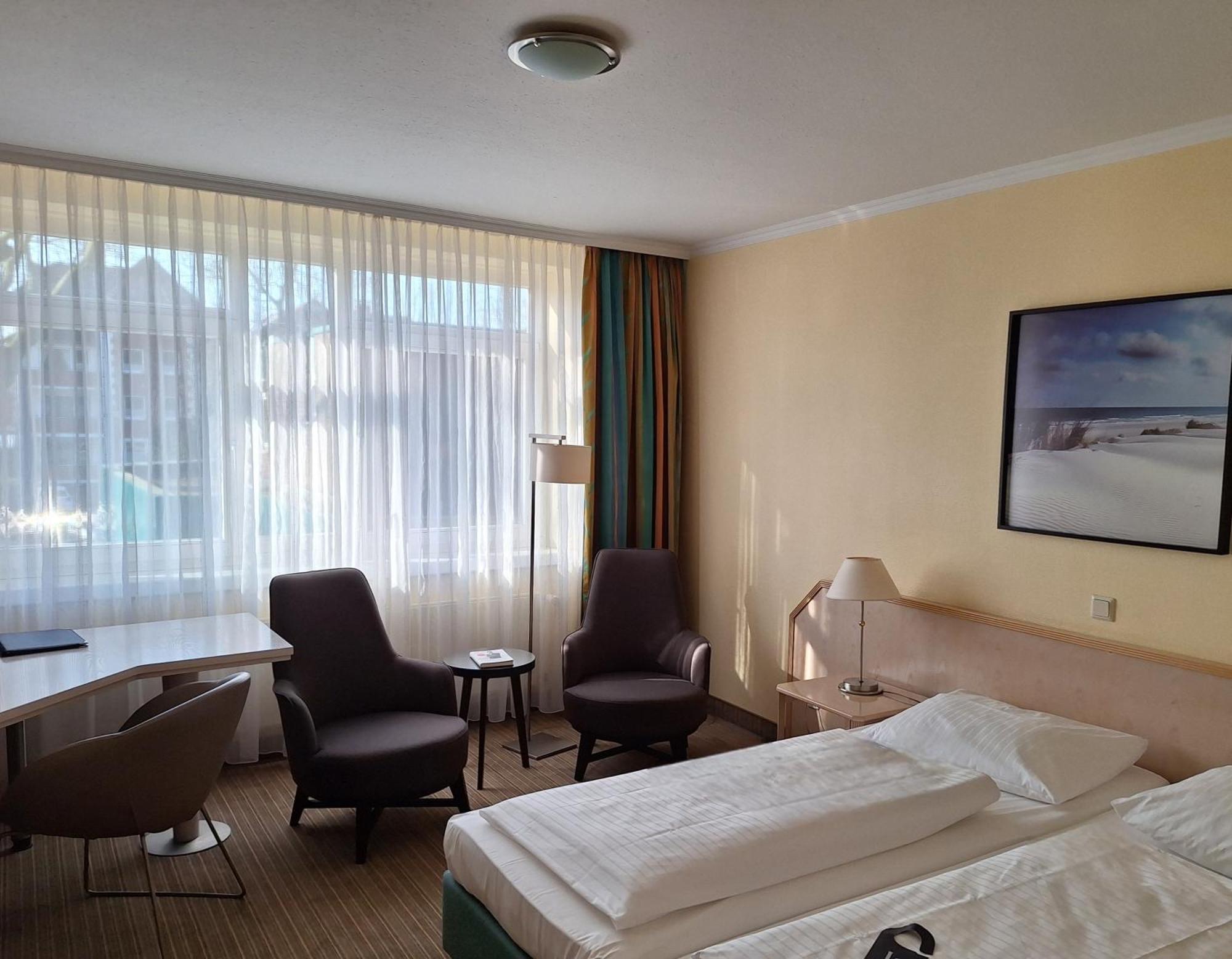 Upstalsboom Parkhotel Эмден Экстерьер фото