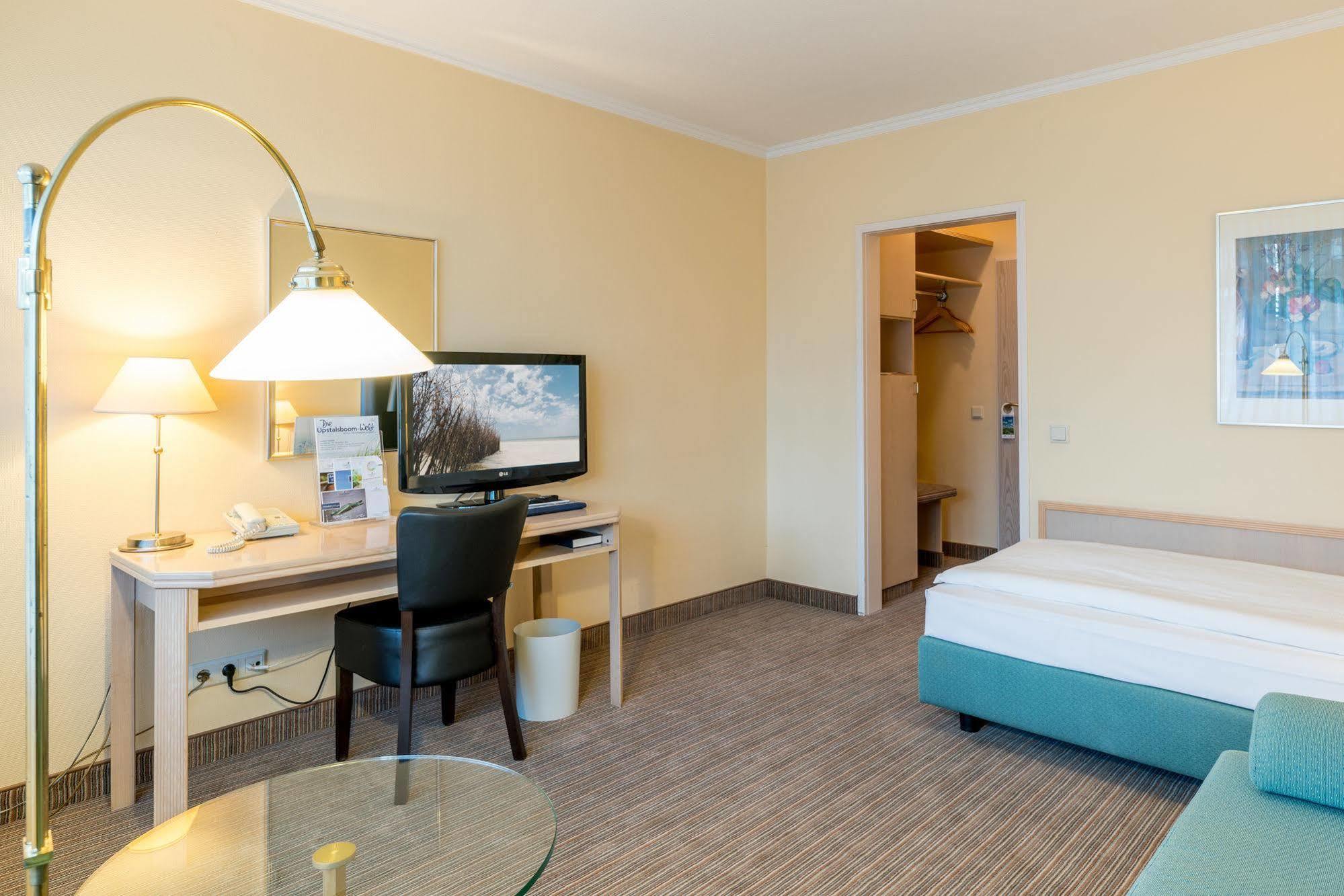 Upstalsboom Parkhotel Эмден Экстерьер фото